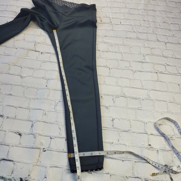 Athleta Crystal Chaturanga Polka Dot Leggings Reversible Black White High Size S - Picture 3 of 13